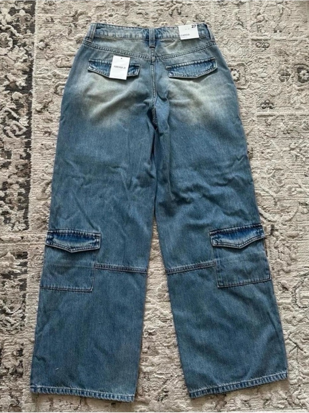 Cargo Jeans - Picture 4 of 5